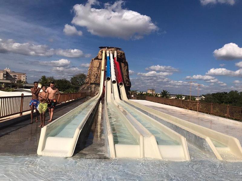 Piazza Diroma Acesso Diroma Acqua Park Gratuito Star Temporada Apart otel Caldas Novas Dış mekan fotoğraf